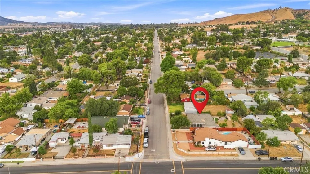 831 W George Banning, CA 92220