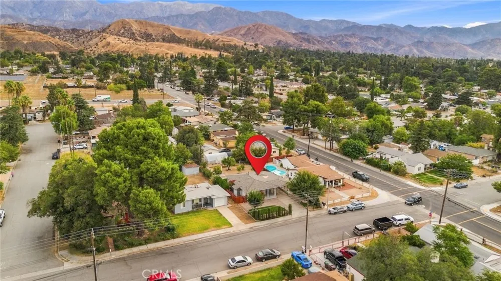 831 W George Banning, CA 92220