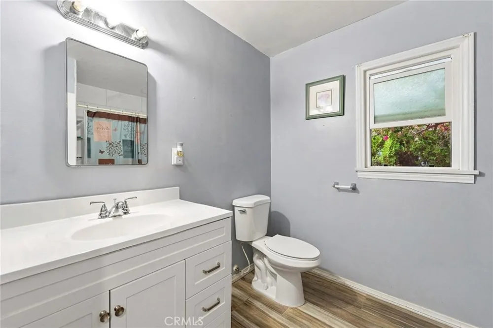 831 W George Banning, CA 92220