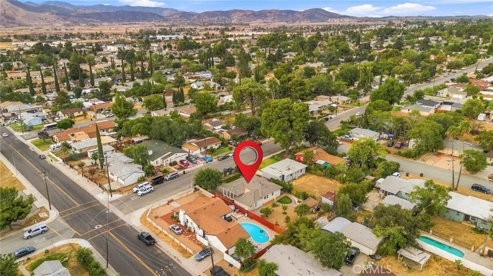 831 W George Banning, CA 92220