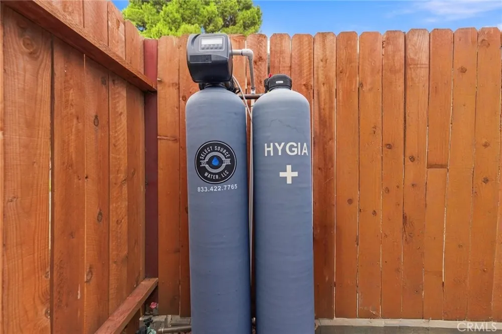 831 W George Banning, CA 92220