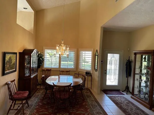 38894 Lobelia Circle Palm Desert, CA 92211