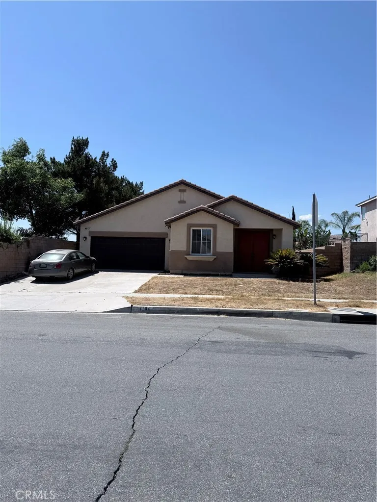 7194 Almeria Fontana, CA 92336