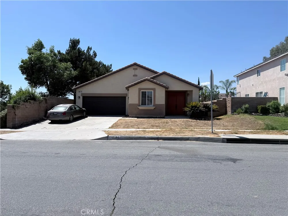 7194 Almeria Fontana, CA 92336
