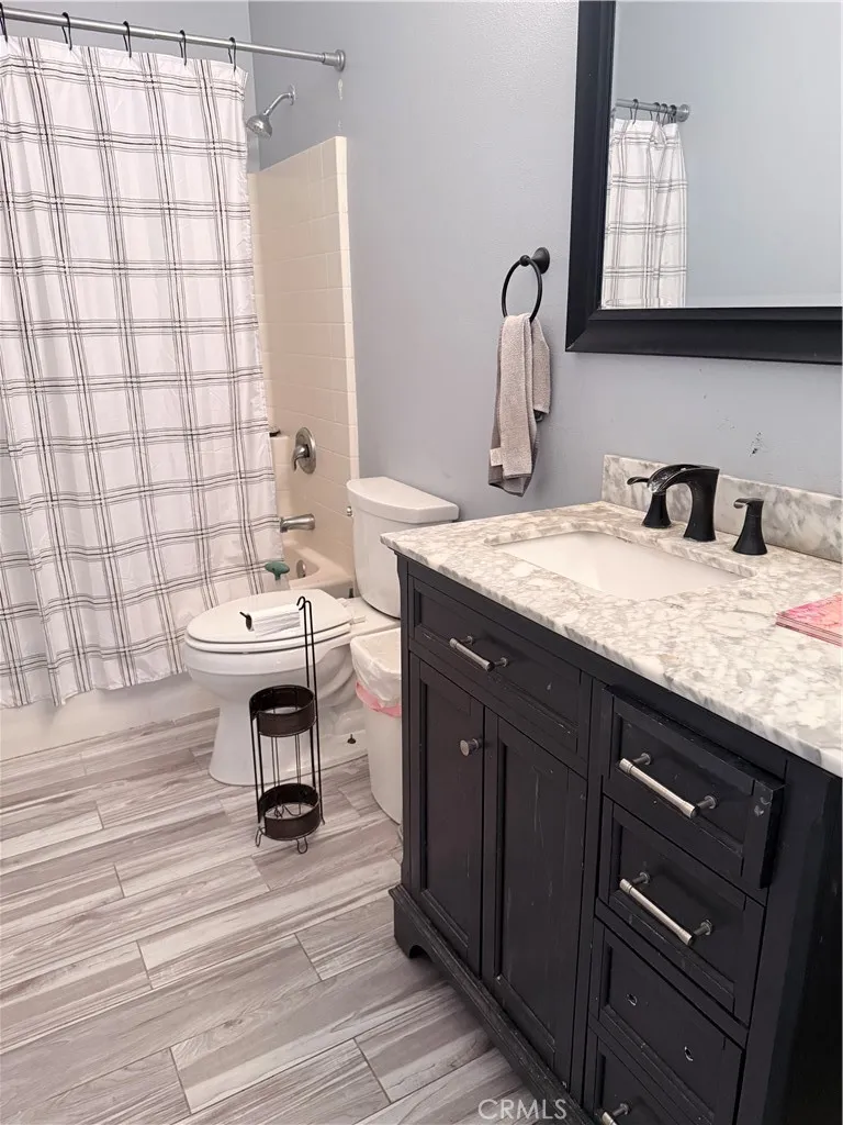 7194 Almeria Fontana, CA 92336