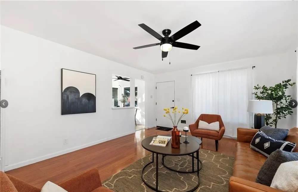 5536 Linden Avenue Long Beach, CA 90805