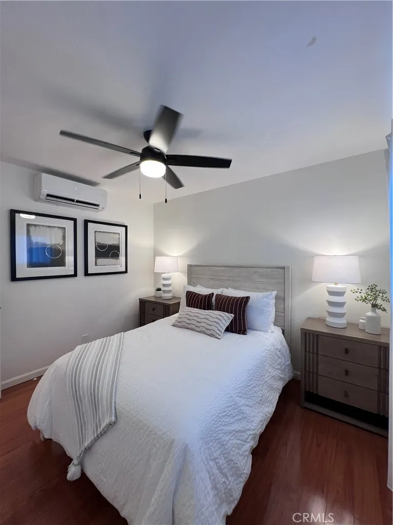 5536 Linden Avenue Long Beach, CA 90805