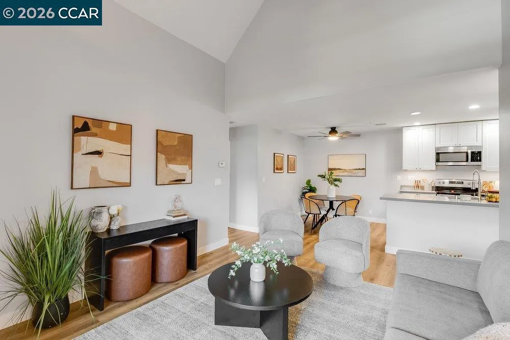 3173 Wayside Plaza #301 Walnut Creek, CA 94597