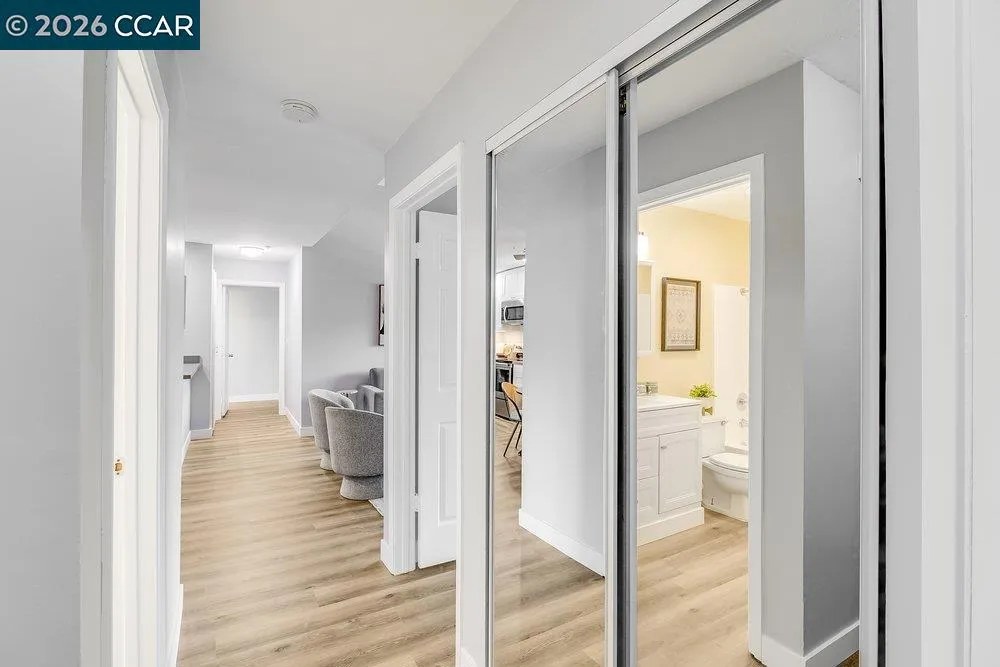 3173 Wayside Plaza #301 Walnut Creek, CA 94597