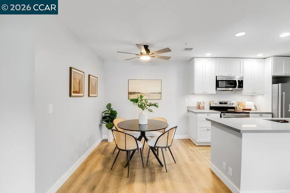 3173 Wayside Plaza #301 Walnut Creek, CA 94597