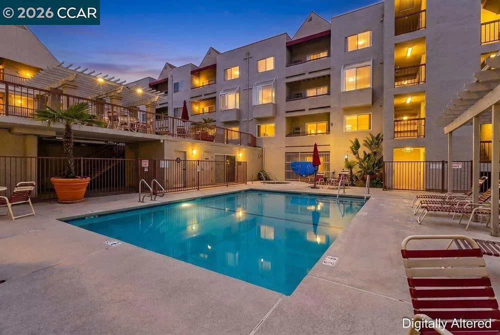 3173 Wayside Plaza #301 Walnut Creek, CA 94597