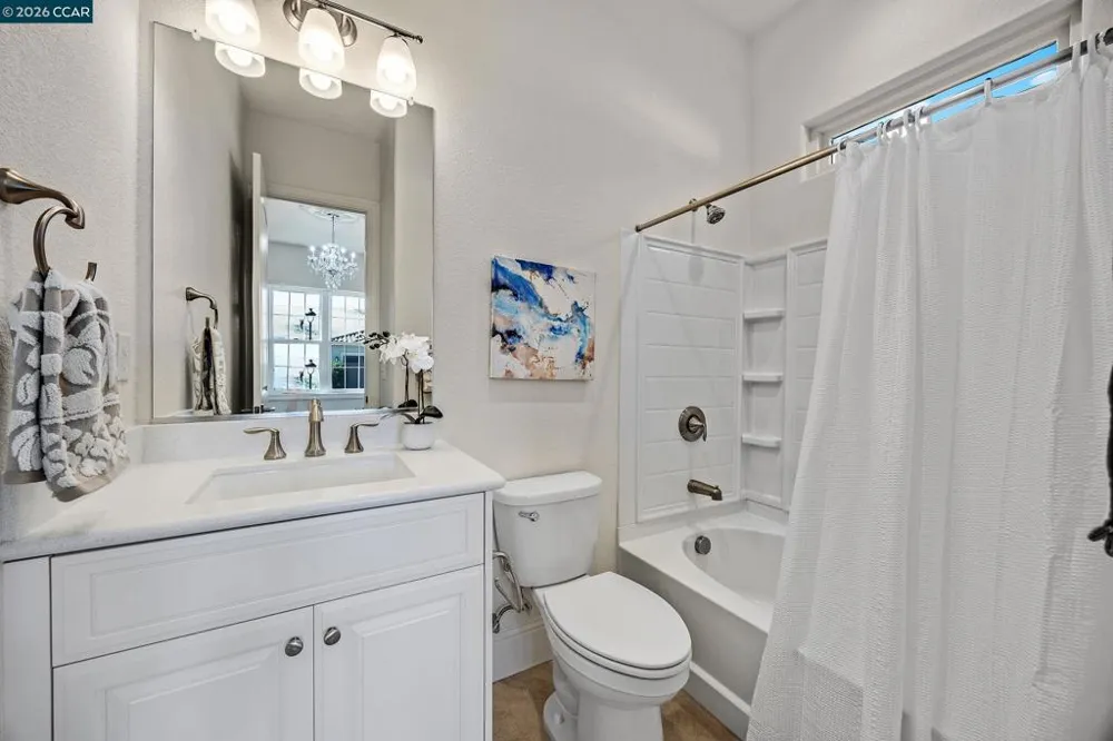 1939 Burgundy Ln Brentwood, CA 94513