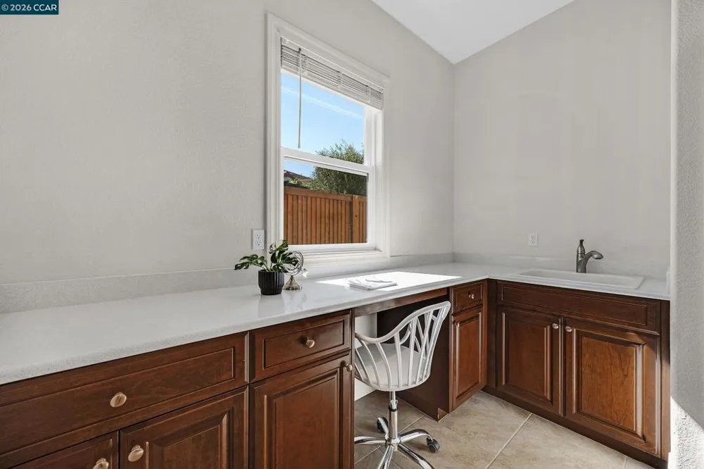 1939 Burgundy Ln Brentwood, CA 94513
