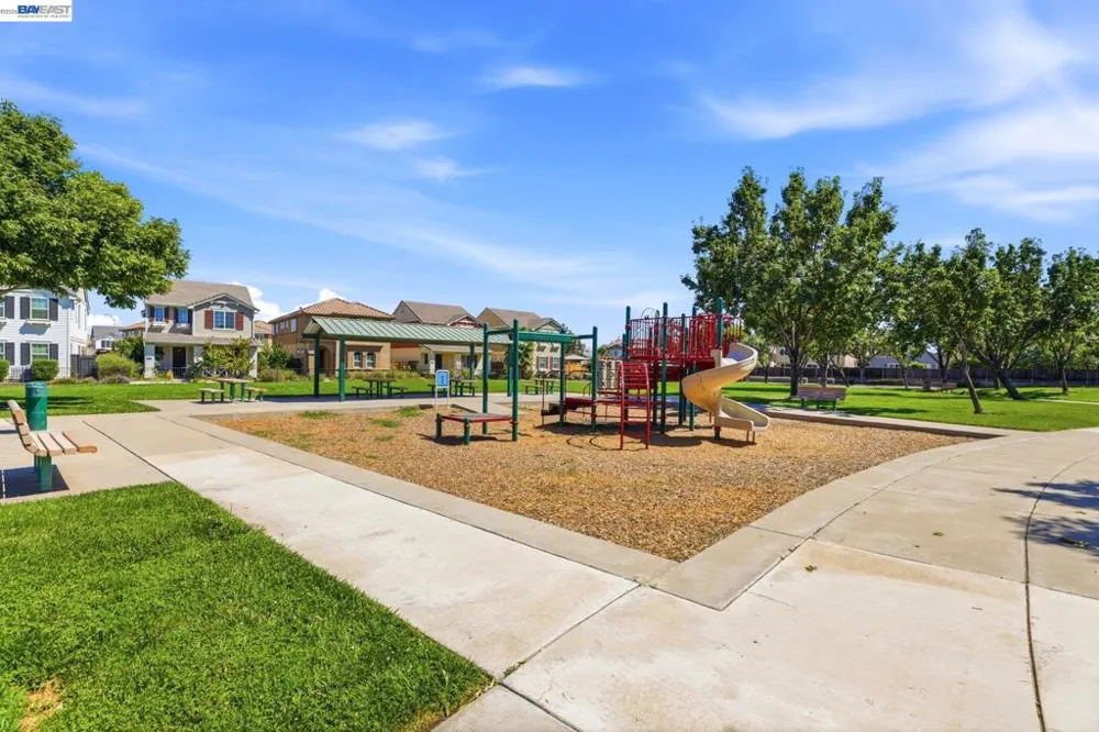 4597 Bonsai Ave Tracy, CA 95377