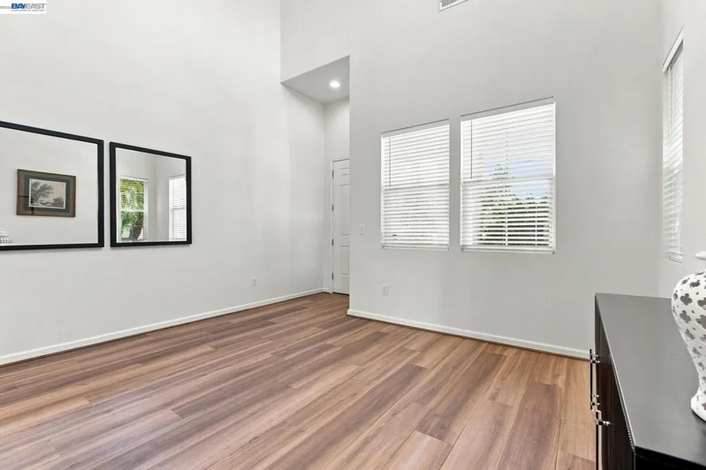4597 Bonsai Ave Tracy, CA 95377