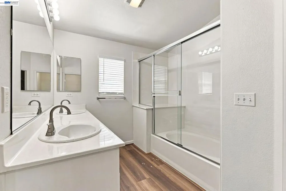 4597 Bonsai Ave Tracy, CA 95377