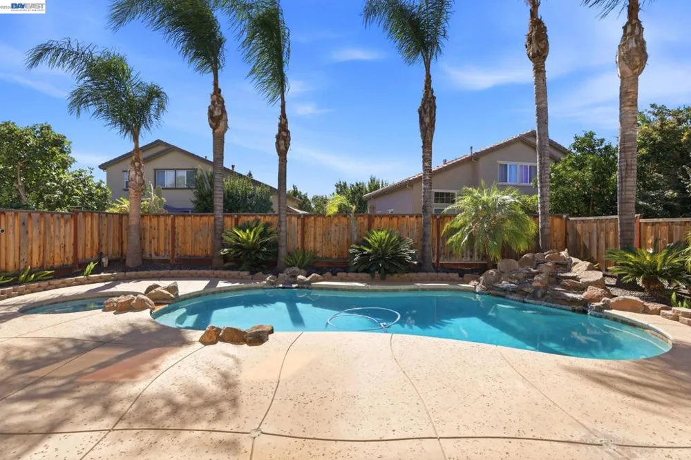 4597 Bonsai Ave Tracy, CA 95377