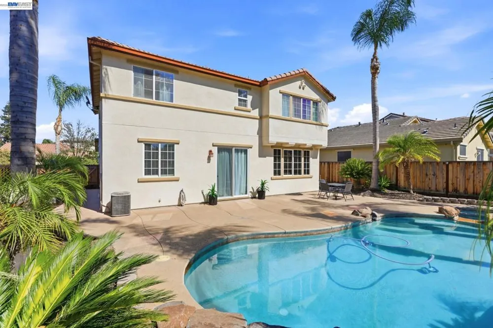 4597 Bonsai Ave Tracy, CA 95377