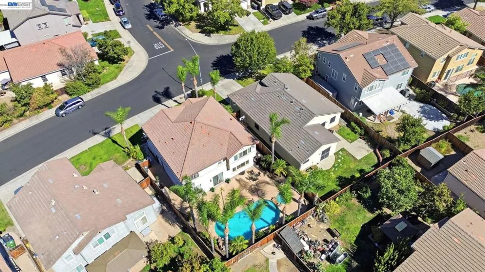 4597 Bonsai Ave Tracy, CA 95377