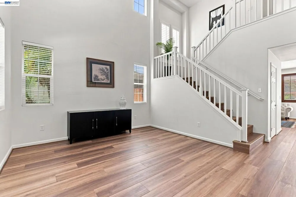 4597 Bonsai Ave Tracy, CA 95377