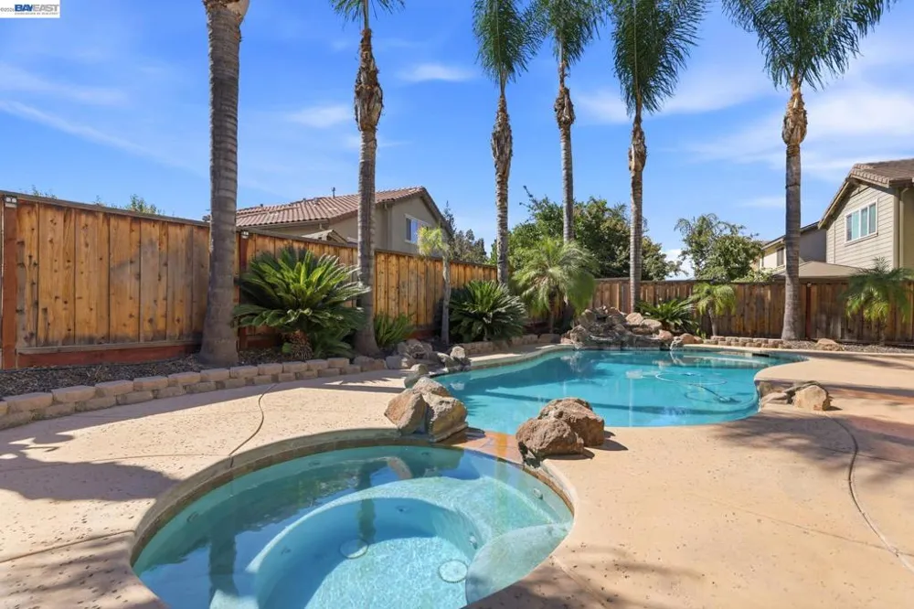 4597 Bonsai Ave Tracy, CA 95377