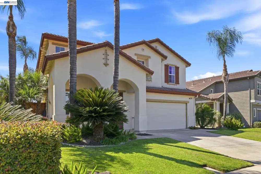 4597 Bonsai Ave Tracy, CA 95377