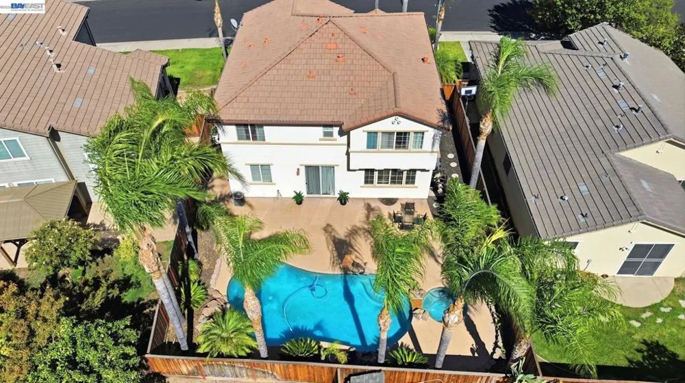 4597 Bonsai Ave Tracy, CA 95377