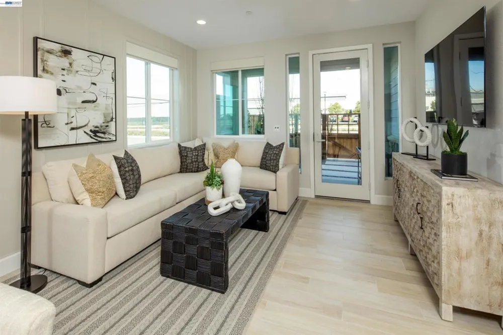 179 Gali Way #2403 Napa, CA 94558
