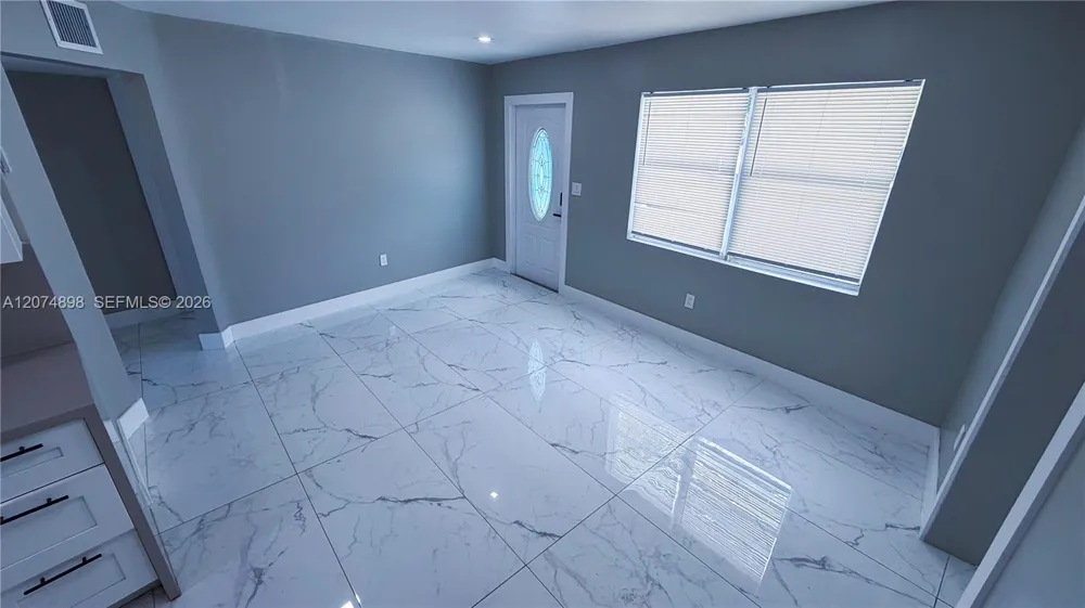 515 S 61st Ter Hollywood, FL 33023