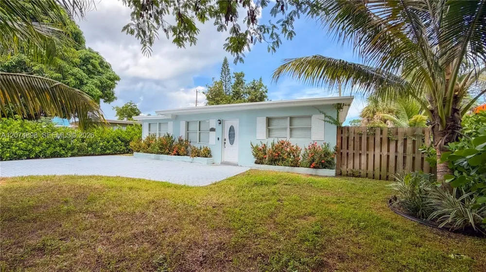 515 S 61st Ter Hollywood, FL 33023
