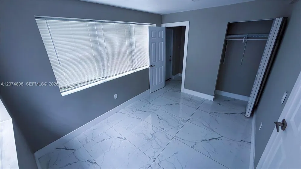 515 S 61st Ter Hollywood, FL 33023