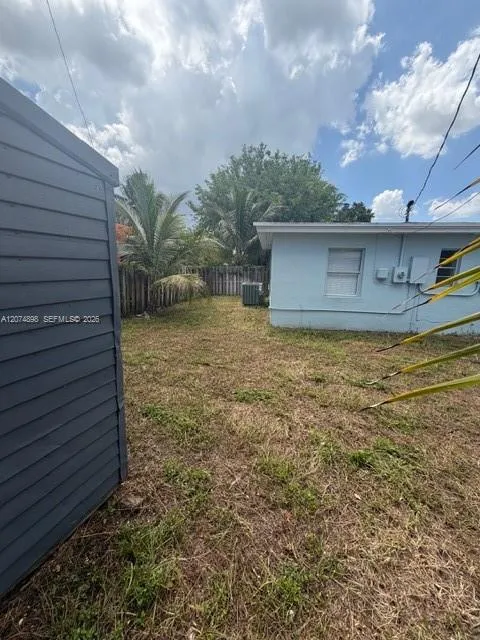 515 S 61st Ter Hollywood, FL 33023