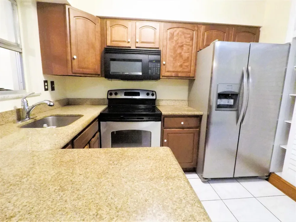 1685 NW 60TH AVENUE #B Sunrise, FL 33313