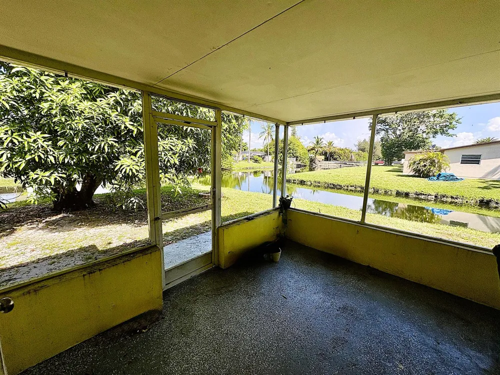 1685 NW 60TH AVENUE #B Sunrise, FL 33313