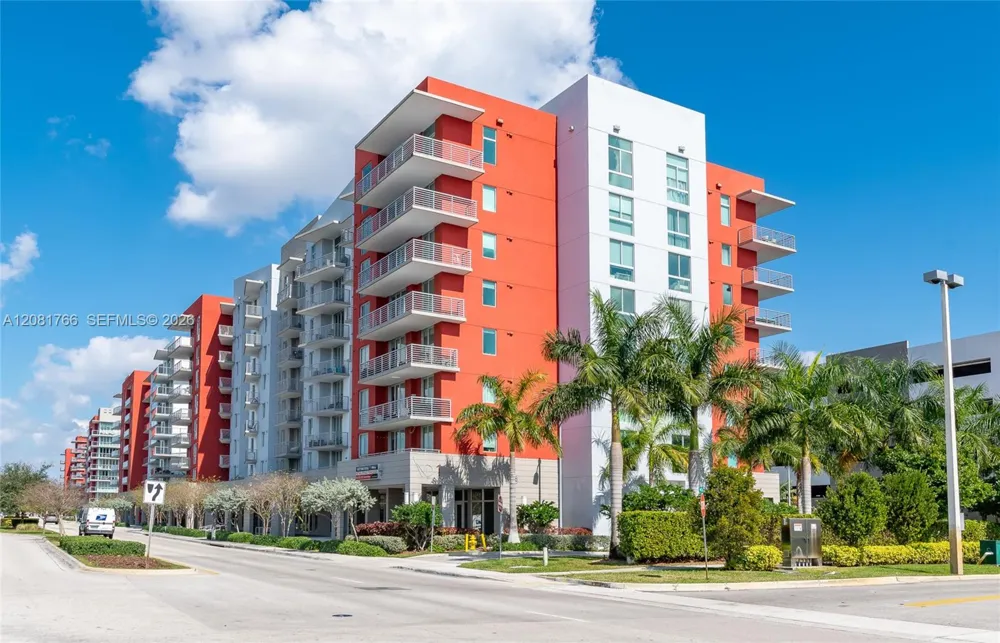 7661 NW 107th Ave #703 Doral, FL 33178