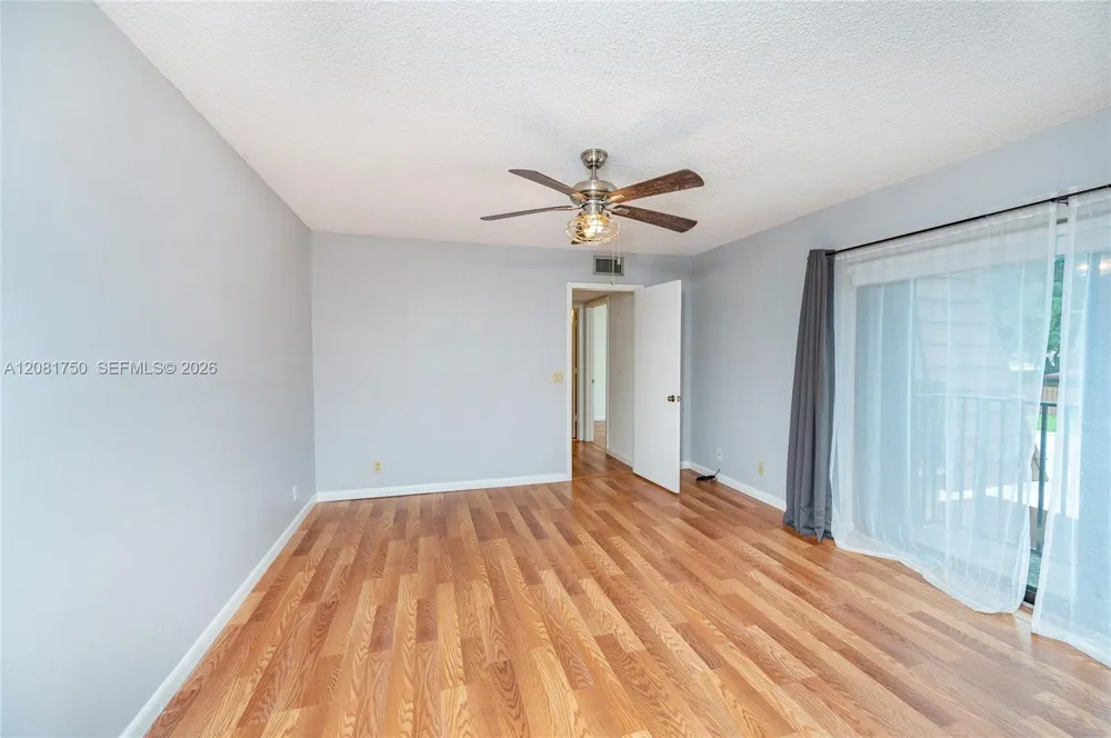 2536 Camelot Ct #2536 Cooper City, FL 33026
