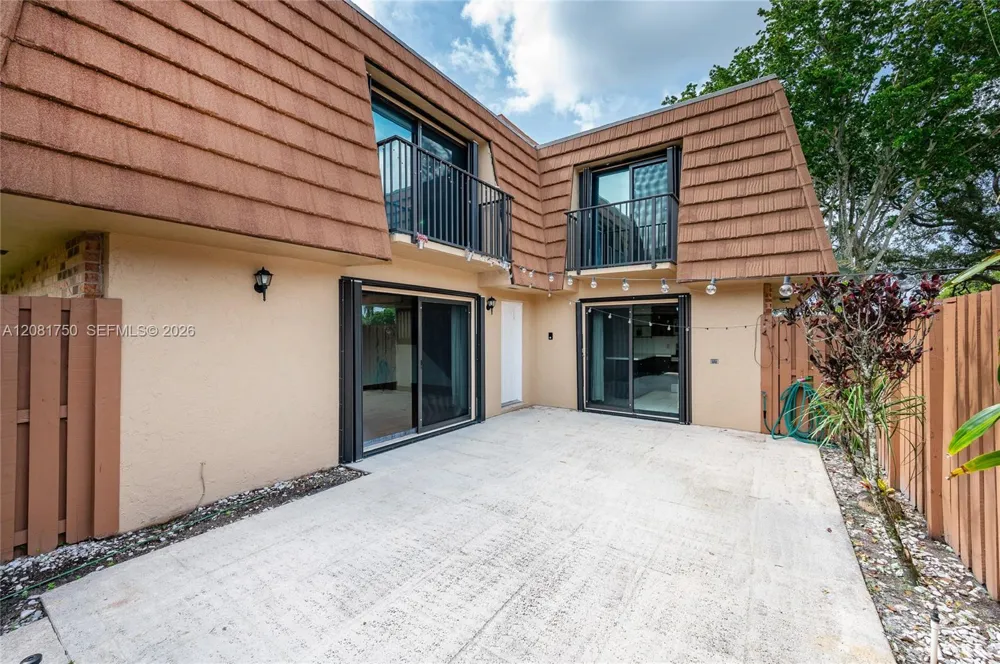 2536 Camelot Ct #2536 Cooper City, FL 33026