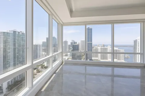 1425 Brickell Ave #45C