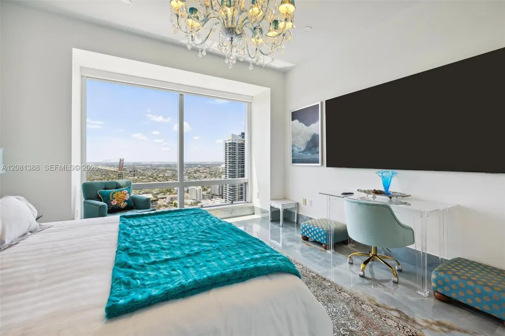 1425 Brickell Ave #45C Miami, FL 33131