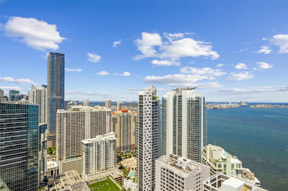 1425 Brickell Ave #45C Miami, FL 33131