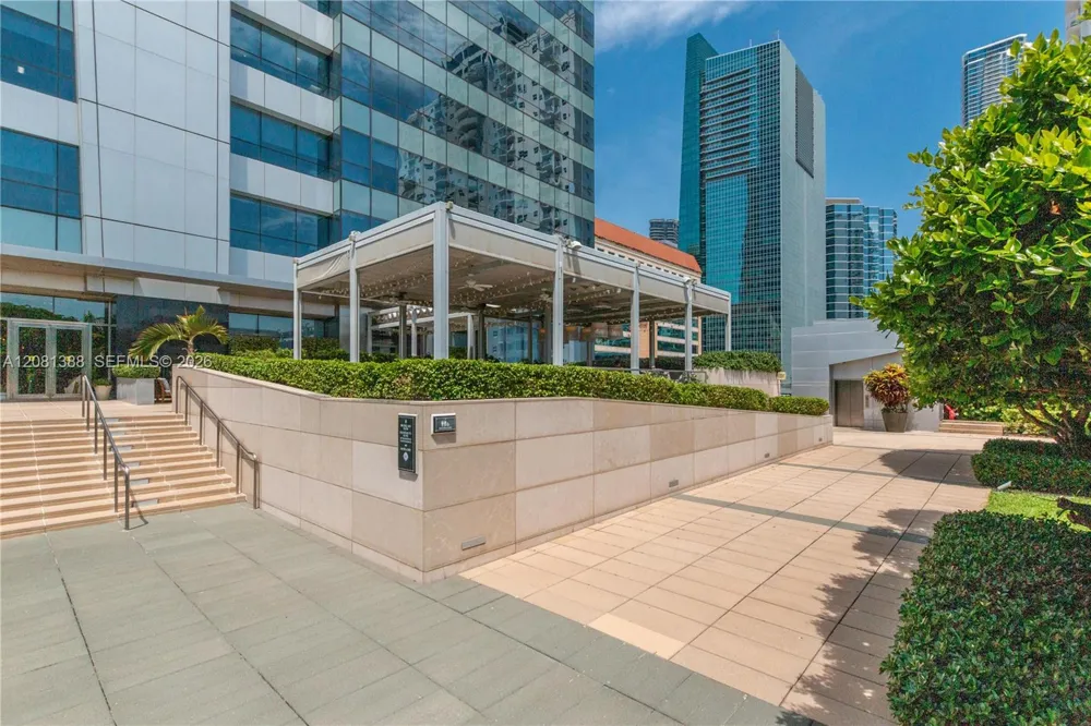 1425 Brickell Ave #45C Miami, FL 33131