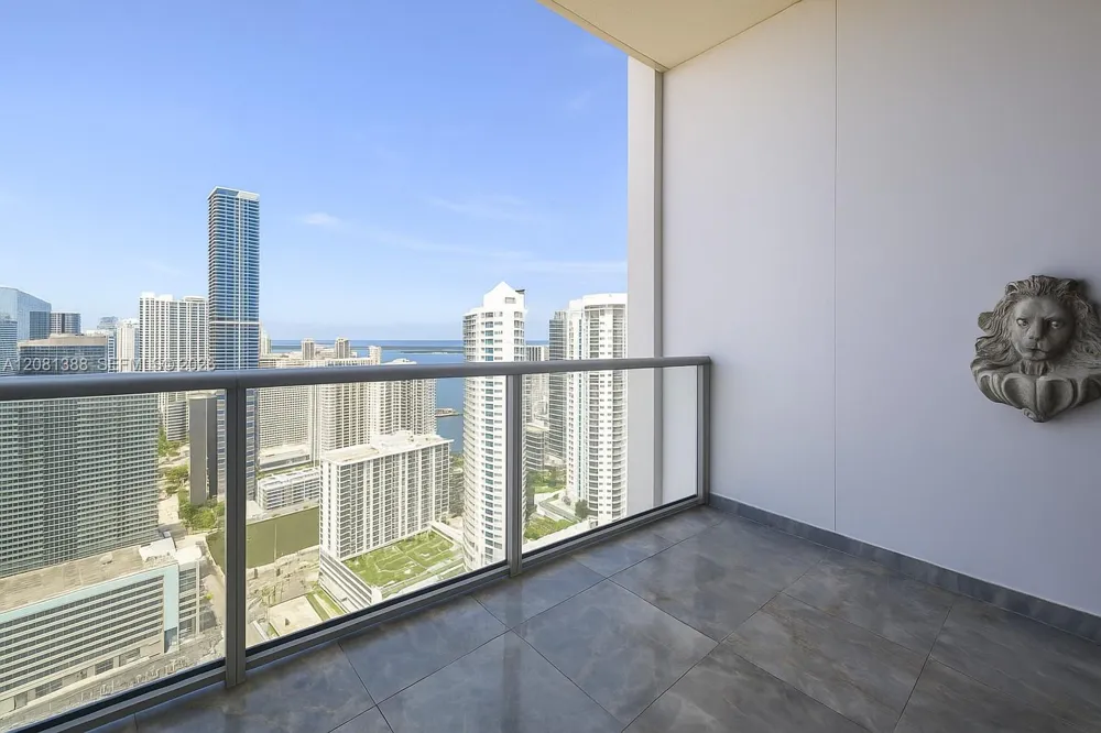 1425 Brickell Ave #45C Miami, FL 33131