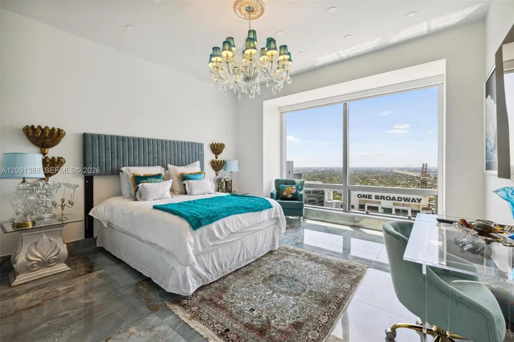 1425 Brickell Ave #45C Miami, FL 33131