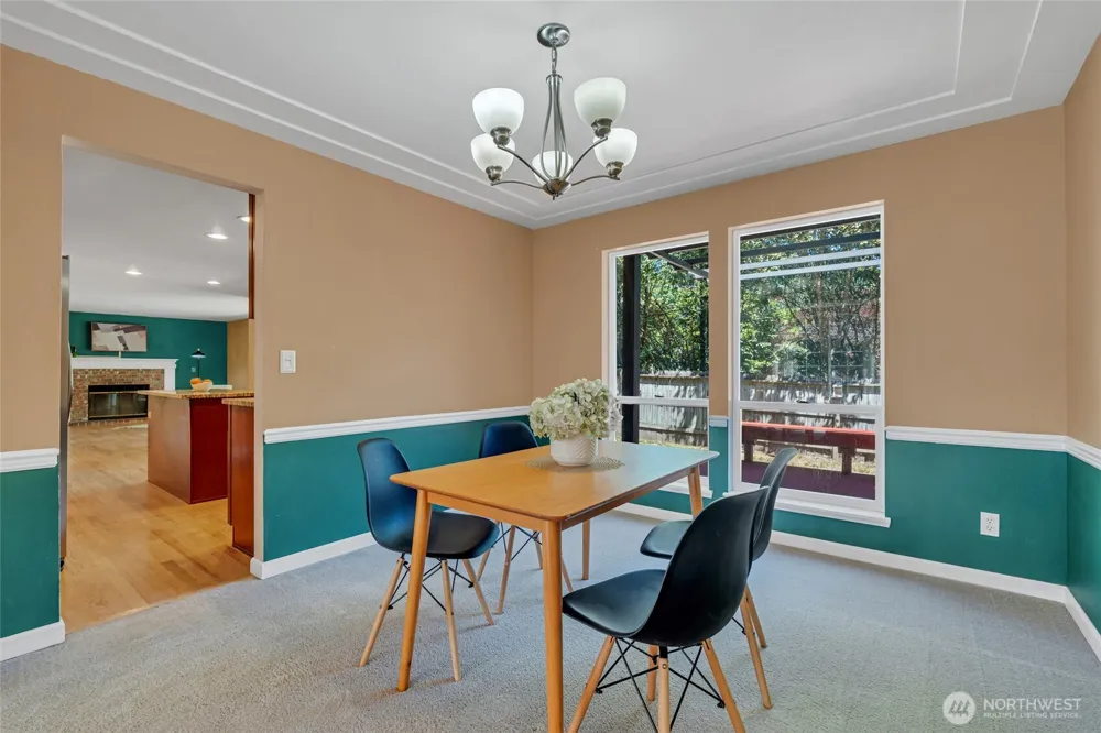 2052 NE Marina Vista Court Poulsbo, WA 98370