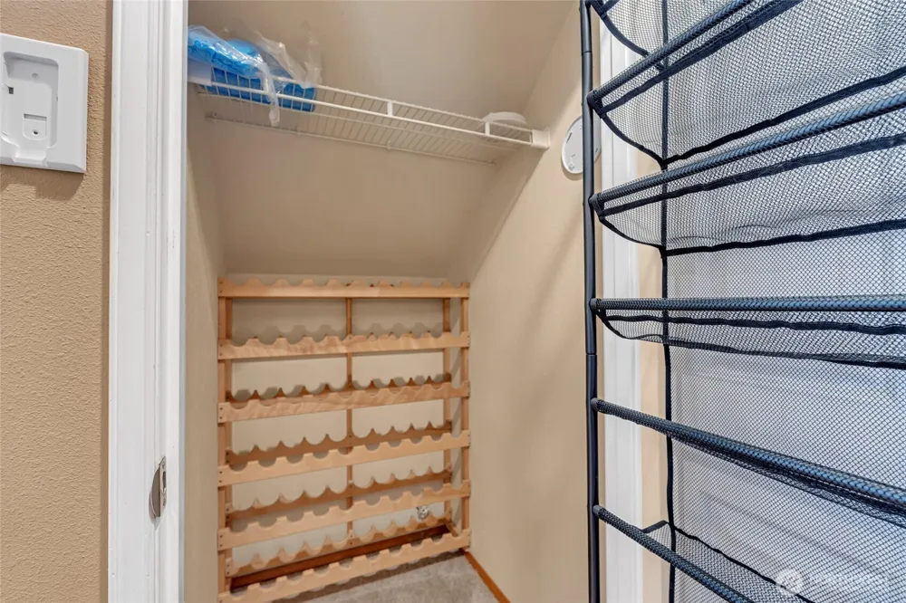 2052 NE Marina Vista Court Poulsbo, WA 98370