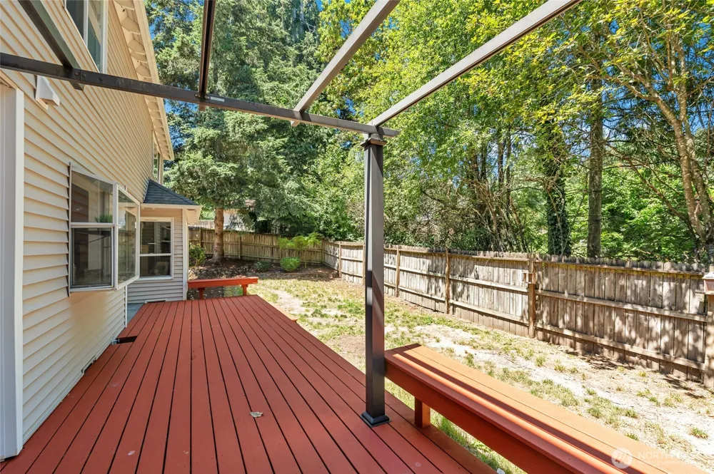 2052 NE Marina Vista Court Poulsbo, WA 98370
