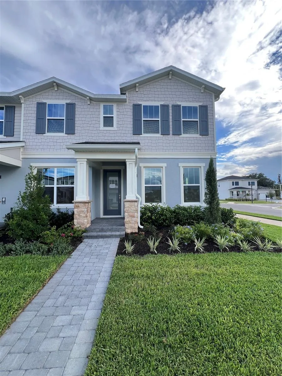 1896 CROWNCREST DRIVE Apopka, FL 32703