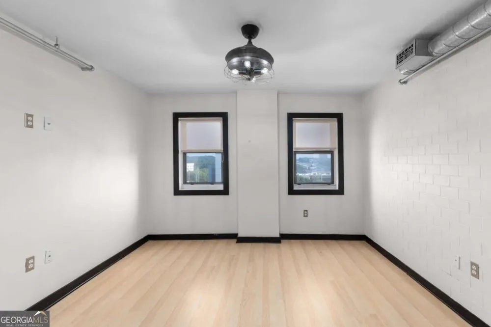 795 Hammond DR Sandy Springs, GA 30328