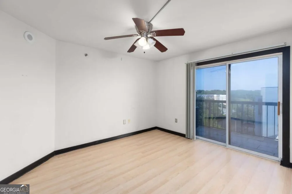 795 Hammond DR Sandy Springs, GA 30328