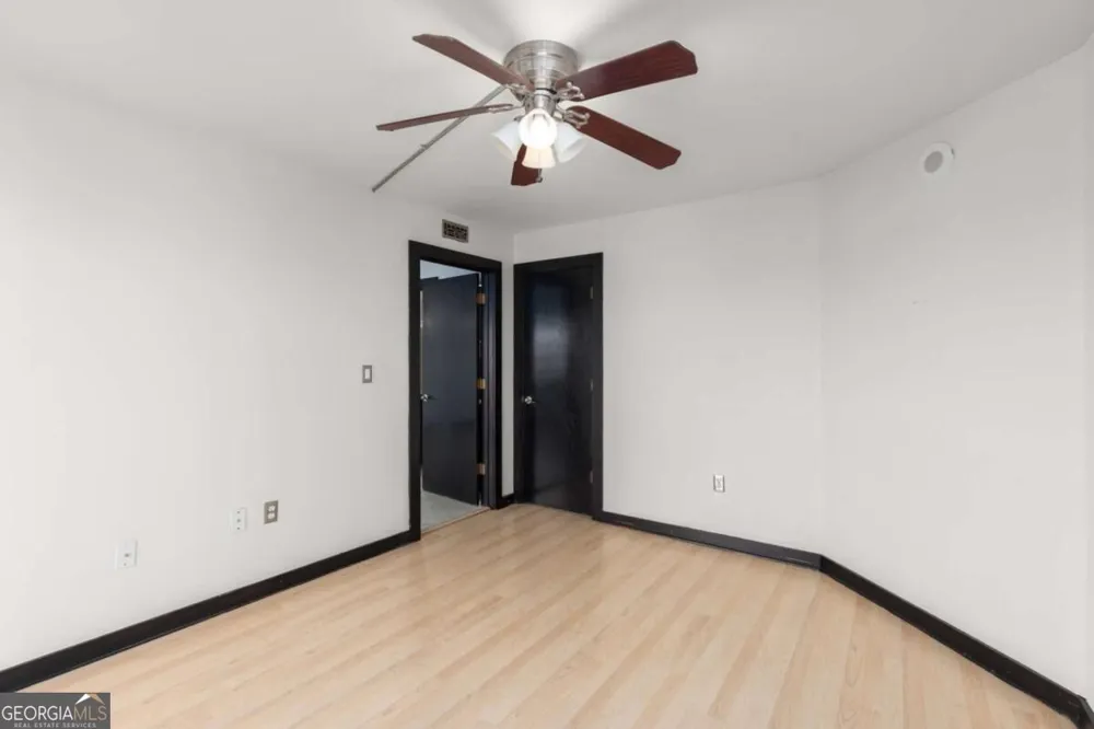 795 Hammond DR Sandy Springs, GA 30328